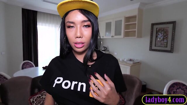 Two teeny transsexuals mos and meme share a dick in a sultry trio