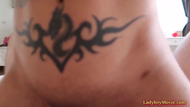 Transsexual green rides bareback pecker