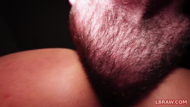 Tgirl tai does her best to pleasure a guy