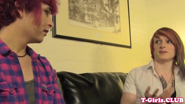 Alt tgirl blowjob in sixtynine pose