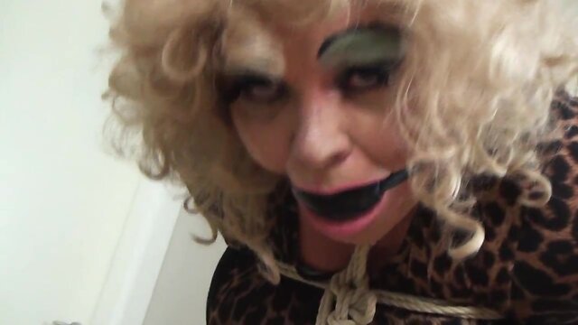 Nightmare for CD prostitute!