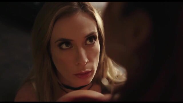 Sultry transvestite mom fucks daughter