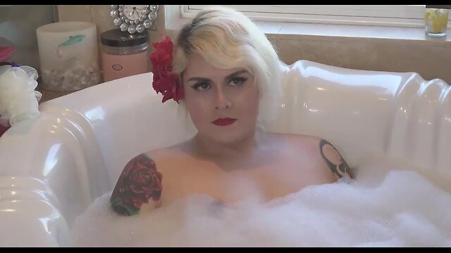 Isabella sorrenti sultry step mom and son fucks