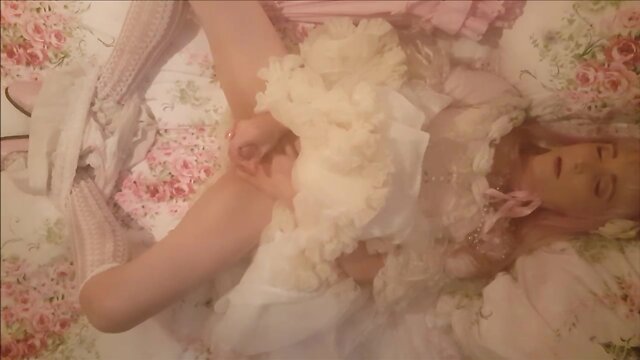 Tran bunny in houston -pretty little ladyboy CD trap in frilly l. dress