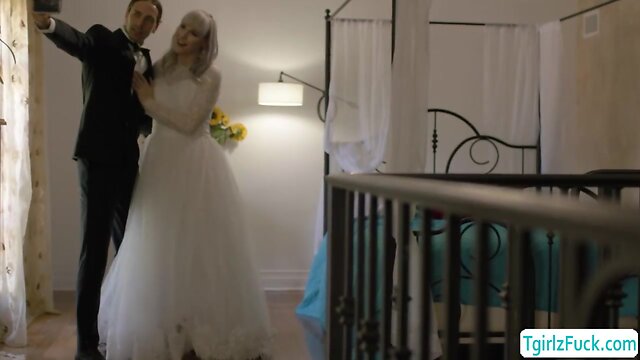 Blond tran lianna lawson tv pecker cocksucking and fucks friends pussy