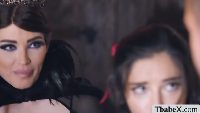 Skinny small boobs brunette tbabe natalie mars delight 3some