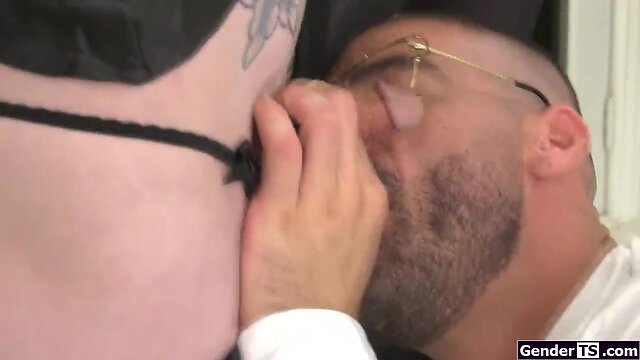 Chesty transsexual maid lena moon anal rides boss