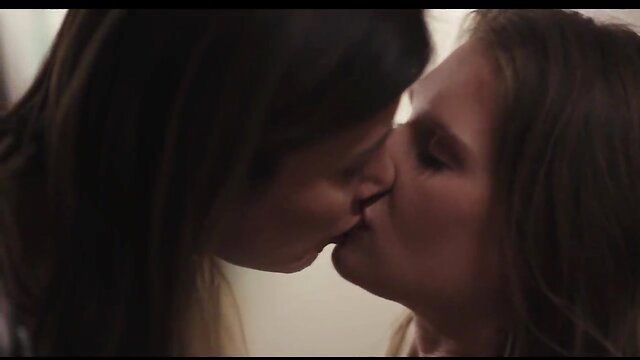 Huge pecker she-male korra del rio fuck baby