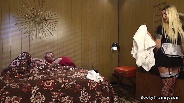 Stunning t-girl maid anal fucks guy