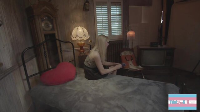 Halloween haunted fuck house