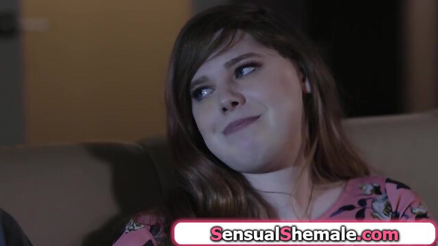 Curvy trans chelsea poe gets anal hammered