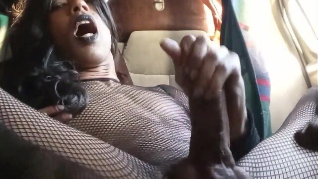 Trans Person in a Public Reality: Amateur Horny Masturbation to Cumshot Finale