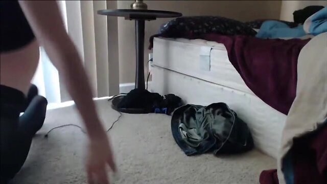 Ts shoots a enormous load jizz all over her own face