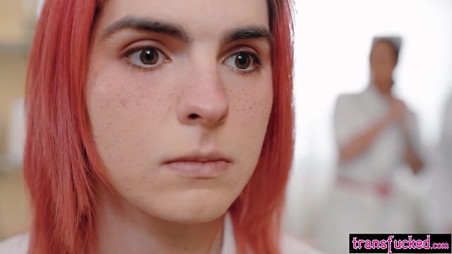 Tran ladyboy foxxy enjoyed triple cocksucking by eroused patient jean hollywood