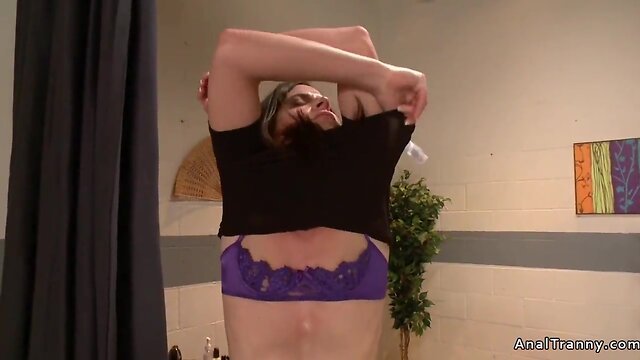 Shemale masseuse anal fucks alt guy