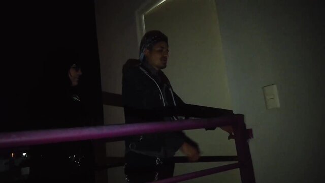 I'm not an i'm waiting for my boyfriend, says trans chick on the street before