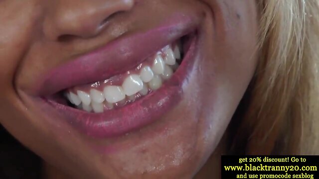 Ebony t-girl ebonys tugging on prick for each other