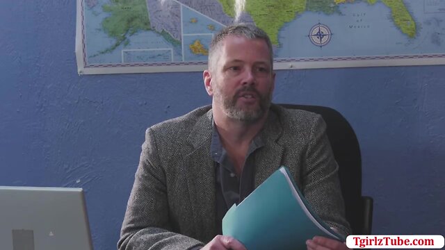 Ladyboy natalie gets fuck inside the classroom