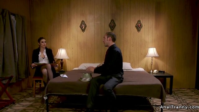 Tran and anal fucks guy