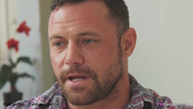 Ladyboy jessy bells getting assfucked by eroused daddy