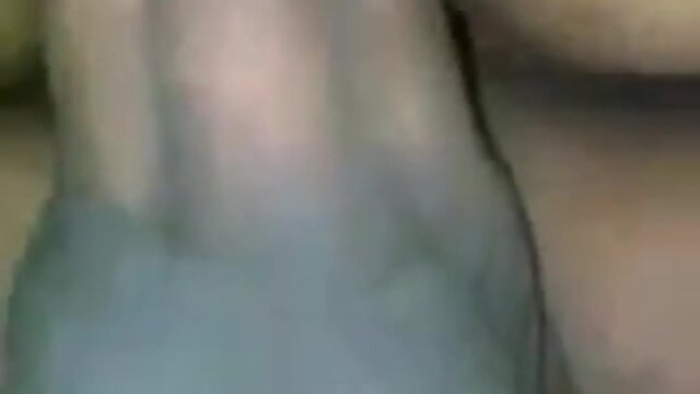 Meu casal lindo e que buceta gostosa ela tem me acabo nesta buceta gordinha