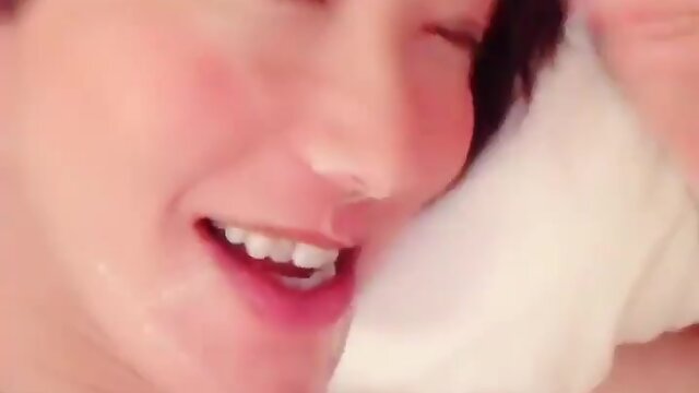 A Ladyboy`s Intense Anal Scene: Japanese Amateur Video