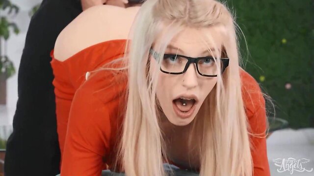 (izzy wilde) keeps (pierce paris) cum inside her butt squirts it on her bf's