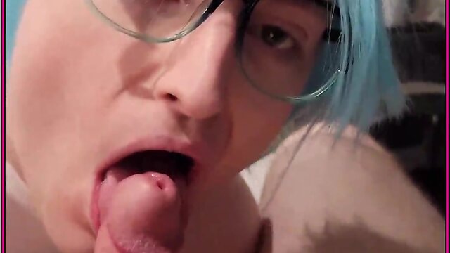 Dvaboi femboy crossdresser cosplay cocksucking