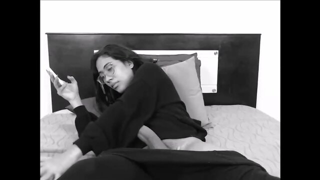 Colombian she-male monster load live on webcam -