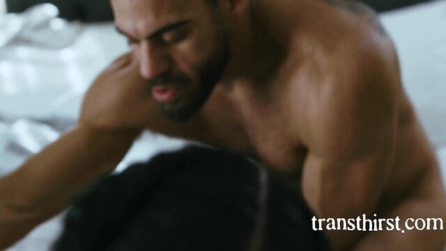 Step daddy play with teenager ladyboy when her away - eva maxim