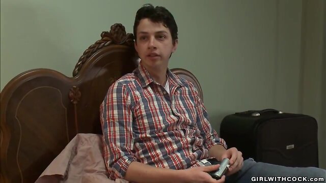 In hostel ts anal fucks man