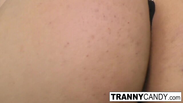 Sexy brunette trans babe wanks for you