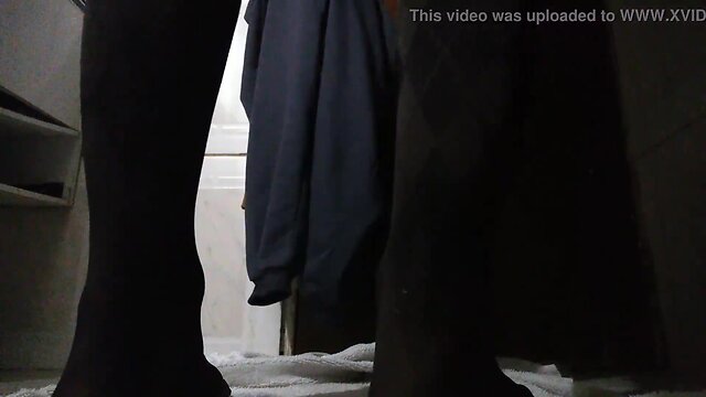 Emily engole  seu cu delicioso