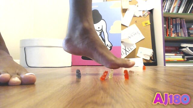 Aj180 drowns tiny intruders with cum in giantess gummy crush