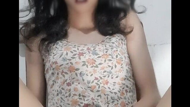 Hairy asiatic ladyboy late night double cum