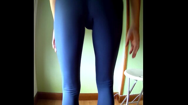 New sport outfit ends with a double cum mess