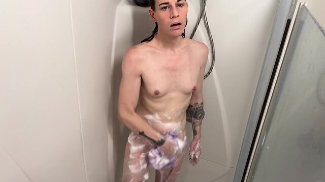 Tszz trans chick showers and explodes