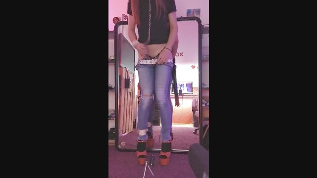 Nikki in her tight jeans