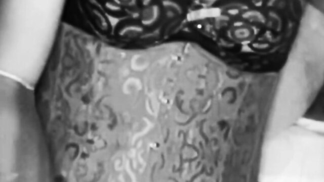 Big, Huge & Short-Haired Shemales: Smoking, Vaping & Ladyboy Blowjobs!