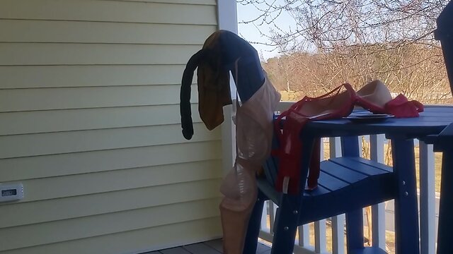 Deedeeslut69 in a pink skirt and white top