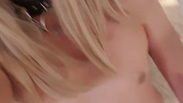 The little nude crossdresser