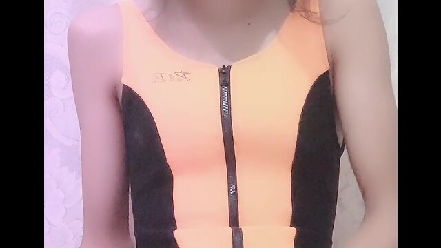 Oriental she-male handjob before swimming