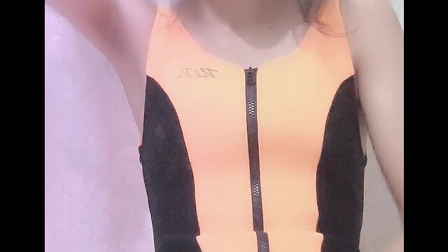 Oriental she-male handjob before swimming