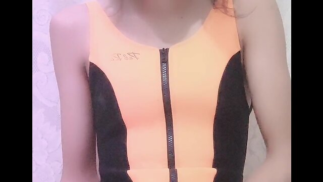 Oriental she-male handjob before swimming