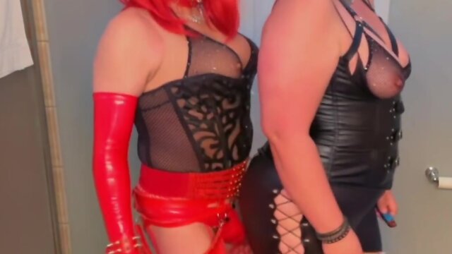 A Sultry Seduction: Crossdresser, Sissy, Shemale Compilation