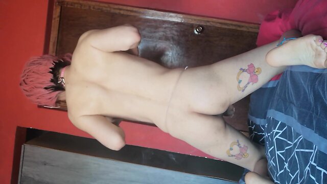 Wild Shemale Adventures: Explore Amateur Ladyboys, Sissies & Femboys