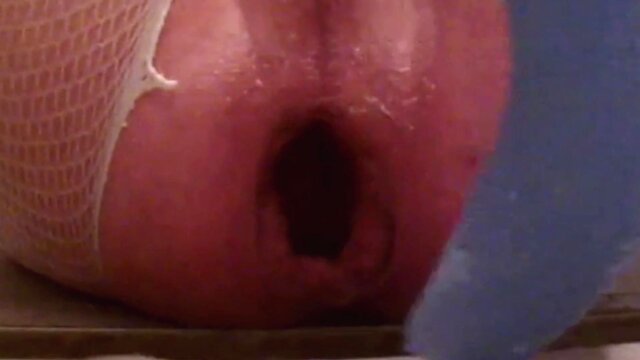 Wild & Intense Shemale Anal Fisting & Dildo Session