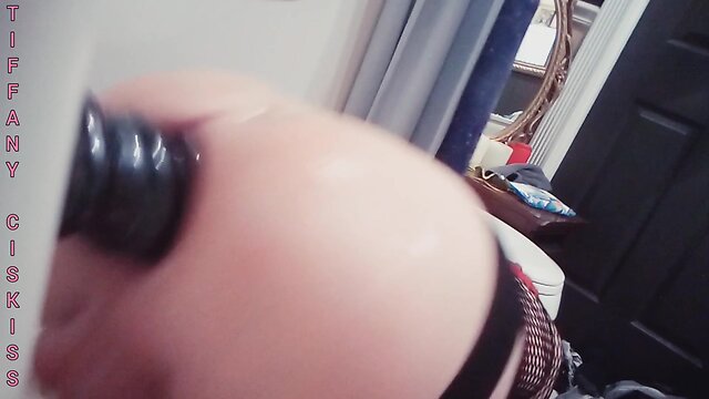 Extrem anal sultry butt tiffany ciskiss xxl ribbed sextoy