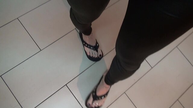 Sissy with insane feet in sexy flip-flops strokes off and explodes