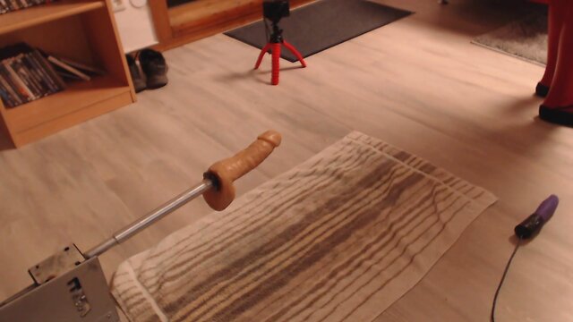 Davine in latex getting both holes filled